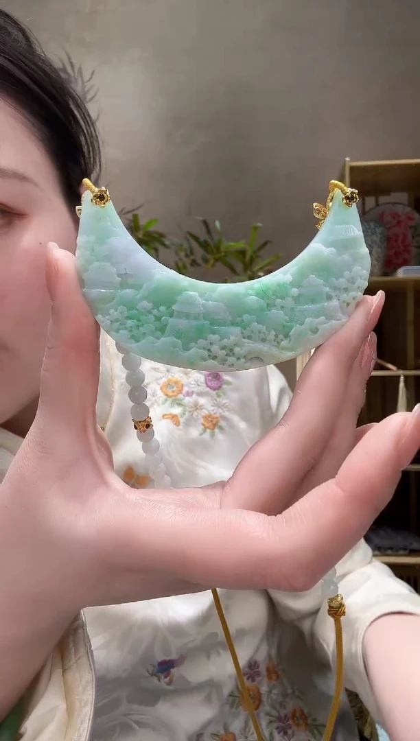 【闪购商品】翡翠颈饰未镶嵌吊坠