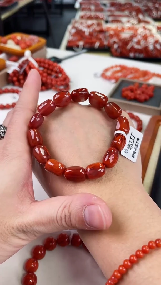【闪购商品】南红玛瑙瓦西随型手串未镶嵌一个/条