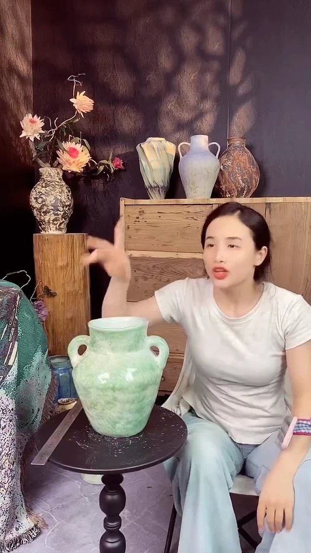 摆件景德镇高温陶瓷花器（口径14*高度26）