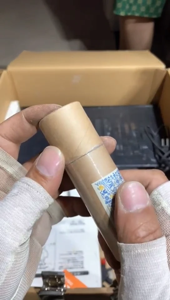 8新✰****✰中古商品，瑕疵品，不保好坏。992