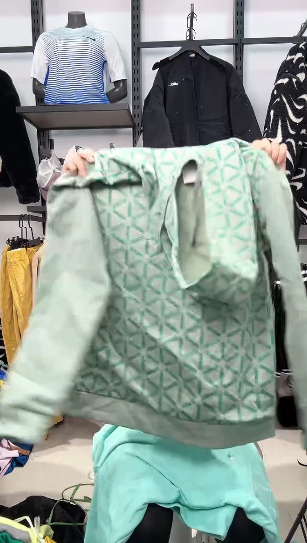 2374编码  瑕疵直播间过款为准 尺码170