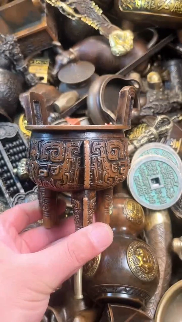 精美铜器点击下单