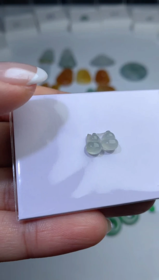 未镶嵌定制翡翠毛货