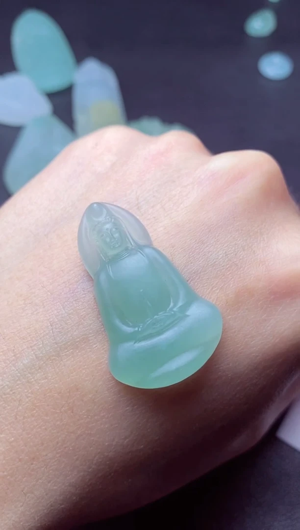 未镶嵌定制翡翠难**了a货翡翠