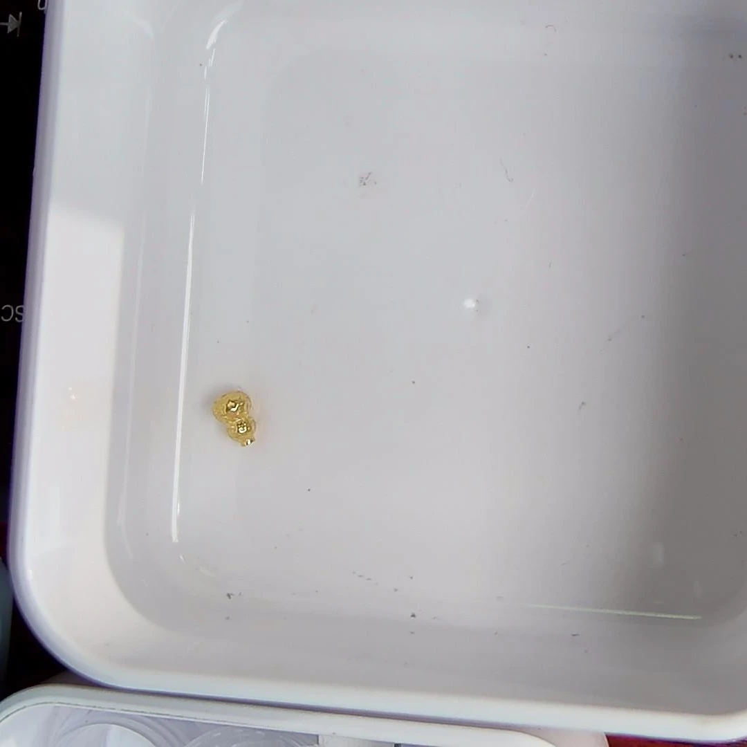 黄金足金小金 豆