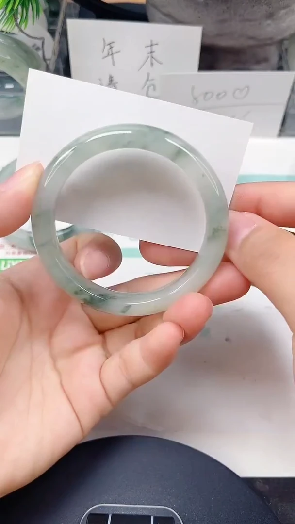 未镶嵌手镯石英质玉31-54/55