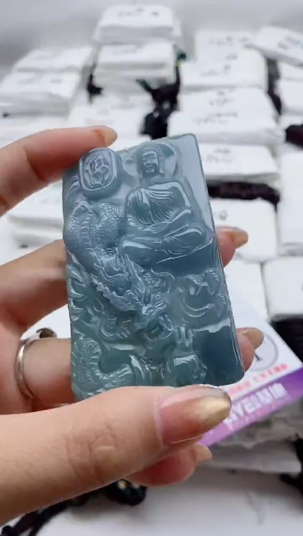 颈饰未镶嵌翡翠8