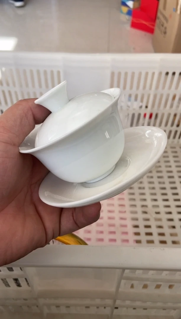 杯无运费险有瑕疵的摄影的产品有使用过的痕迹有点脏介意勿拍