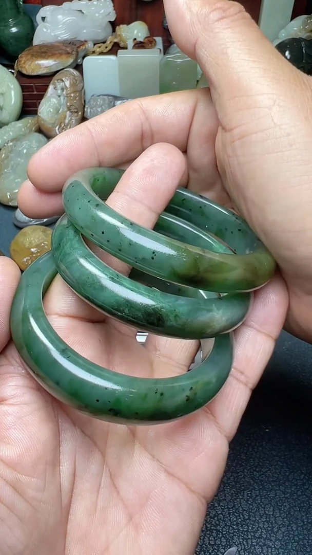 和田玉未镶嵌把件3