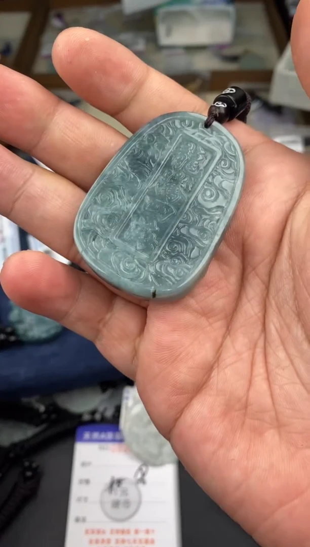 【闪购商品】翡翠颈饰未镶嵌  天然翡翠，一物一图