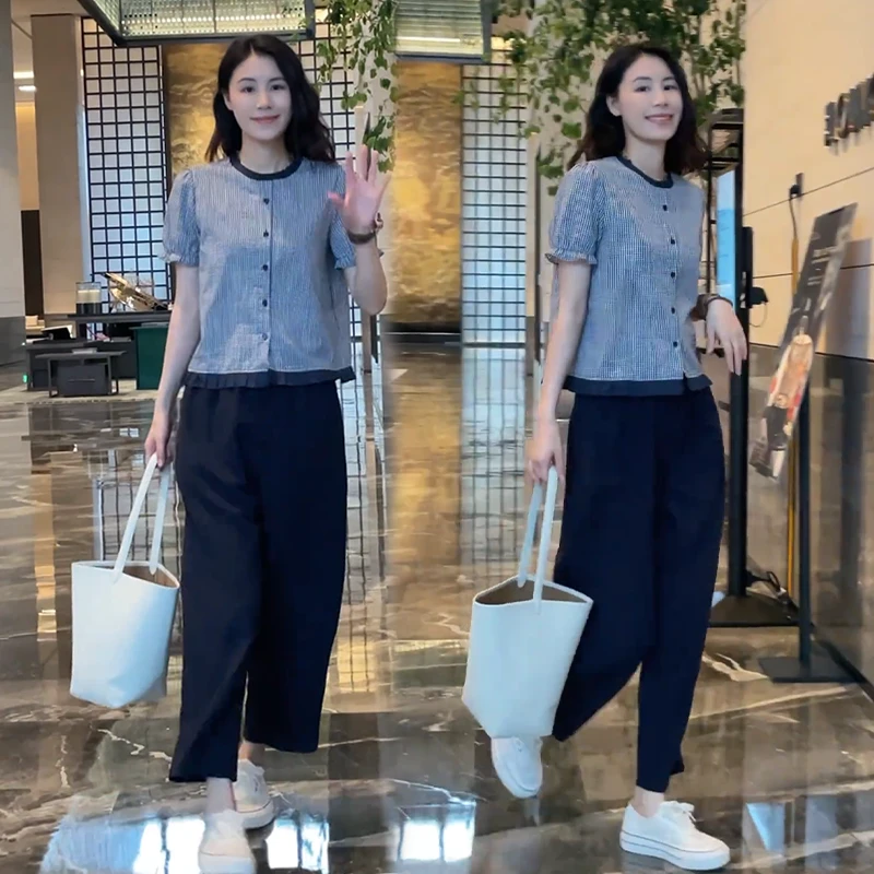 夏季盐系时尚穿搭2025新款小个子微胖显瘦减龄条纹短袖衬衫阔腿裤