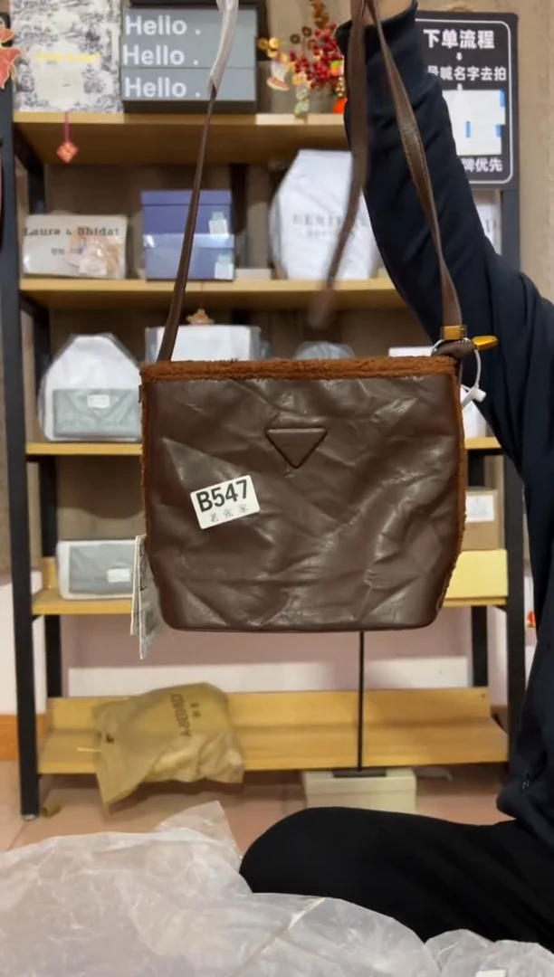 小牛剖层皮革老张家女包547