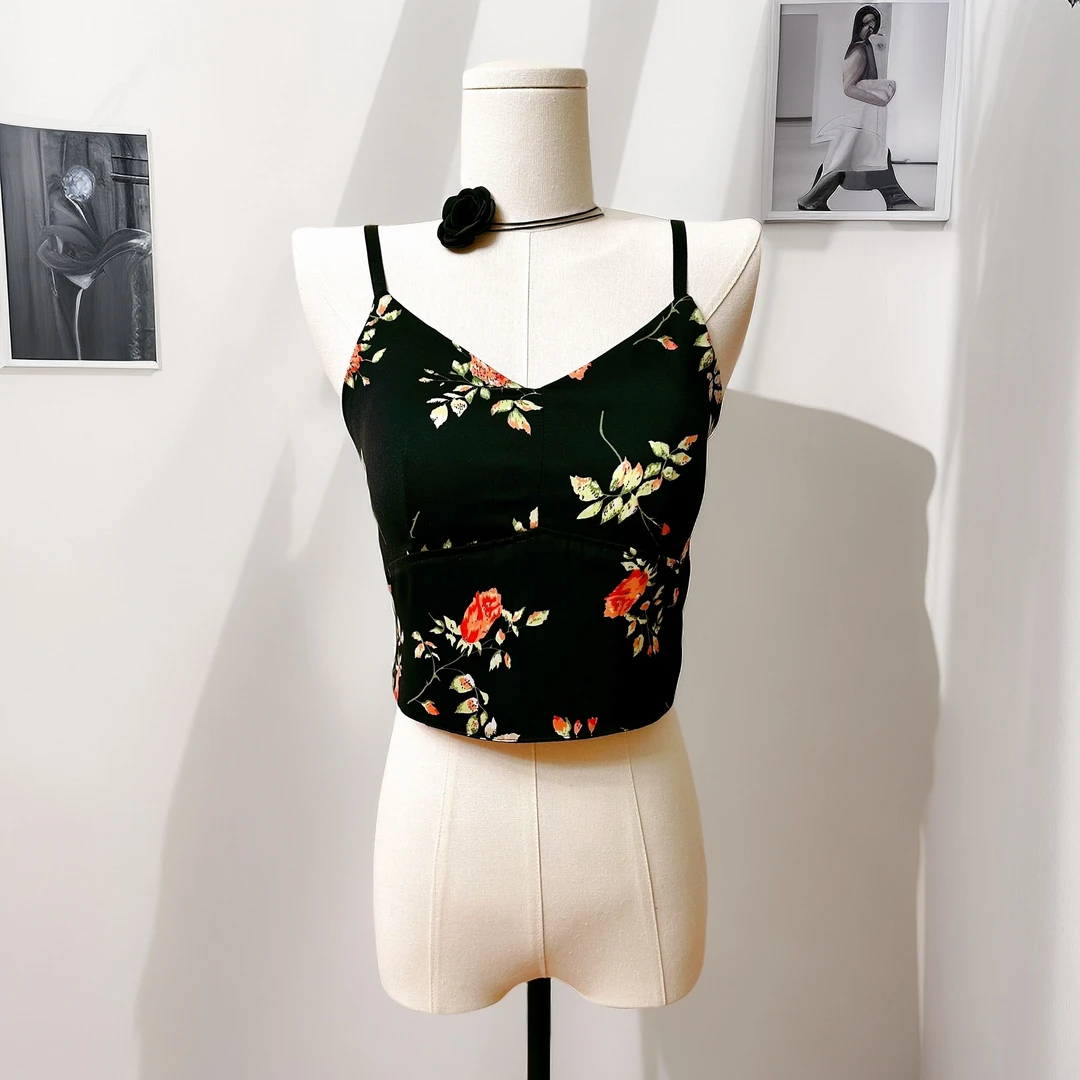 时尚吊带背心内搭上衣修身打底文胸一体带胸垫显瘦外穿美背遮副乳