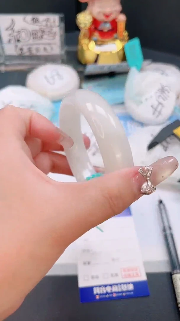 未镶嵌手镯和田玉21T85-56