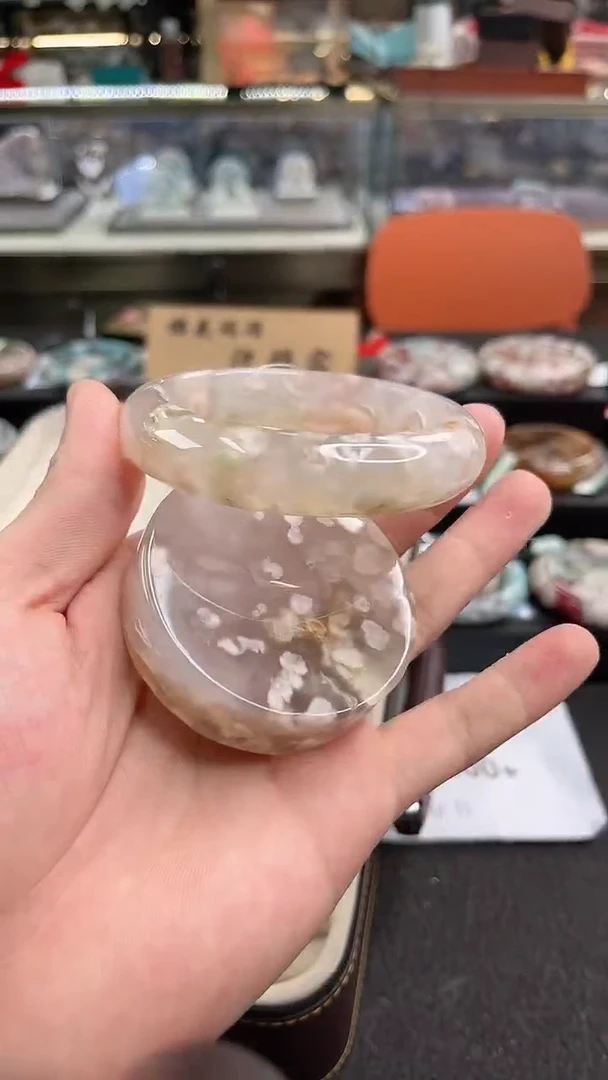 未镶嵌手镯石英质玉61圈口（赠品镯心）s95195