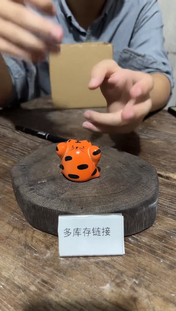 67釉下彩手绘陶瓷