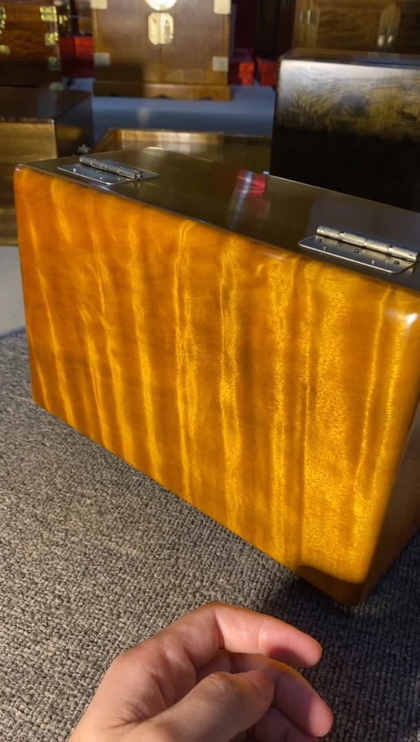 【闪购商品】金丝楠木艺金絲楠首飾盒F5