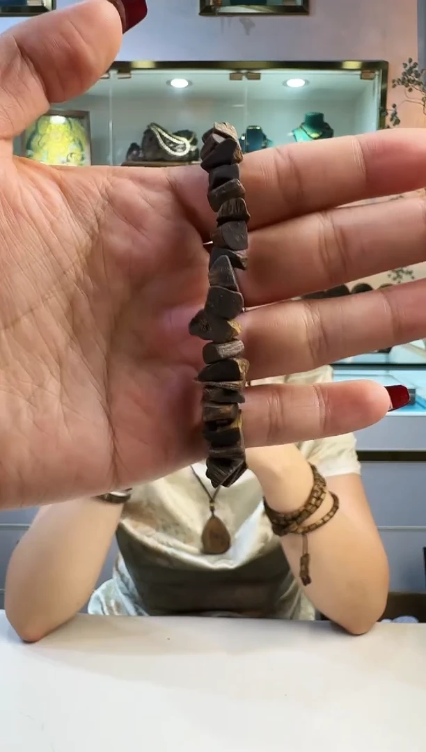 沉香沉香碎屑沉水碎银子手C+沉香碎屑