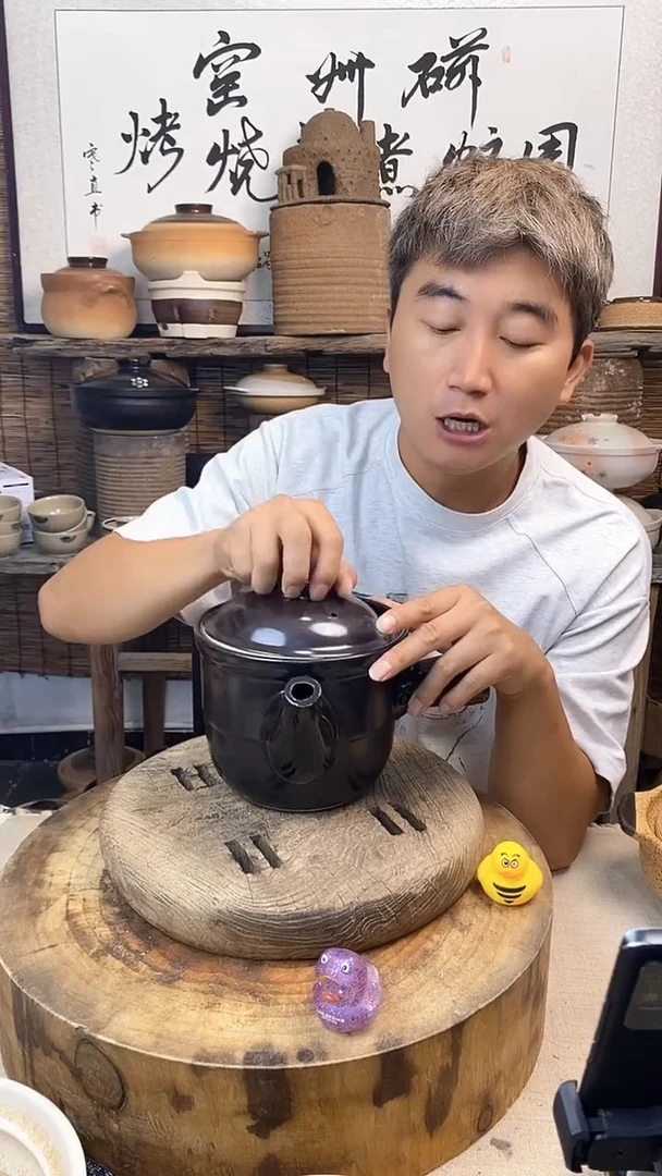 土陶黑色养生壶烧水壶