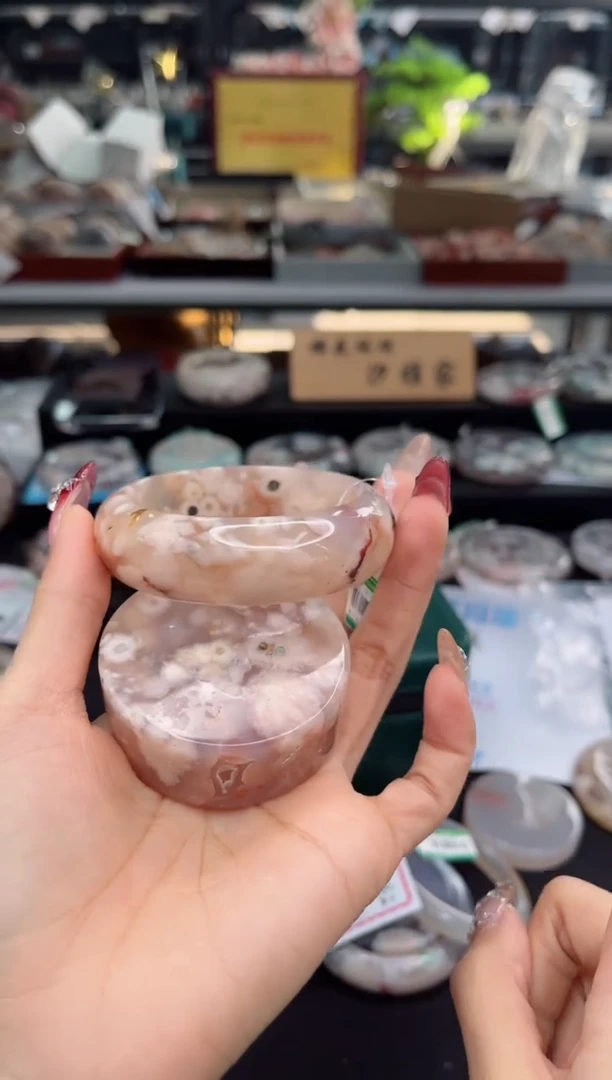 【闪购商品】石英质玉手镯未镶嵌56圈口（赠品镯心）3931179