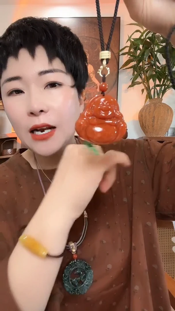 吊坠(赠链)未镶嵌翡翠880