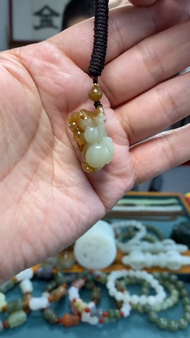 颈饰未镶嵌和田玉49