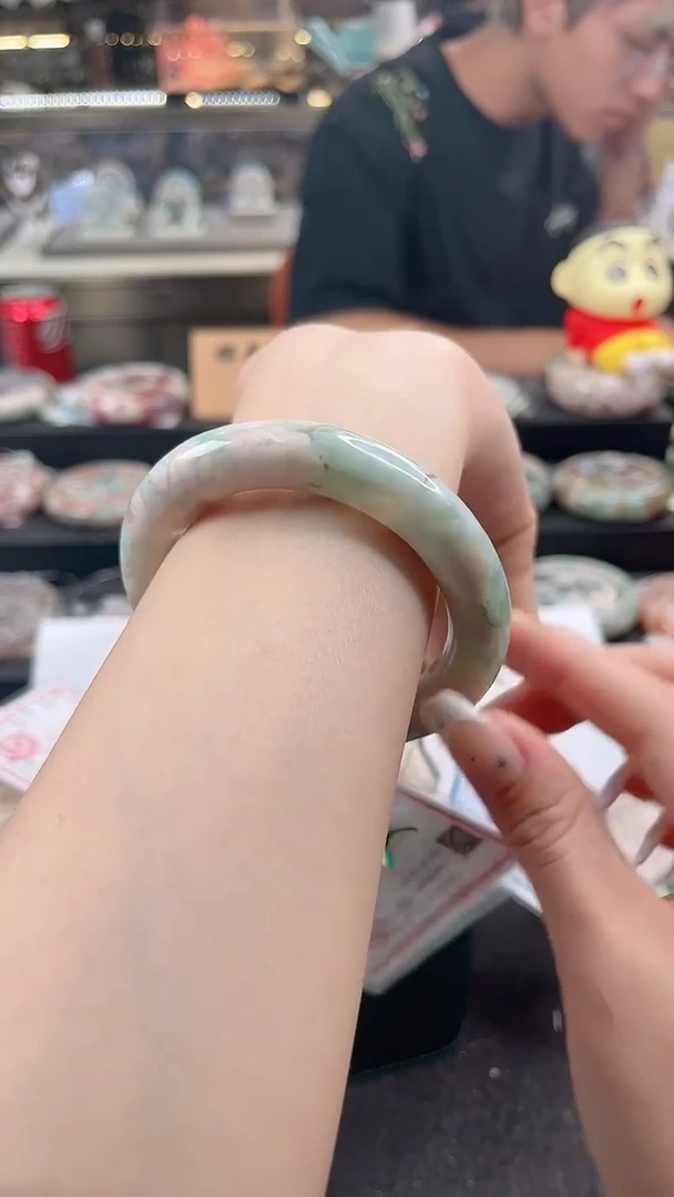 未镶嵌手镯石英质玉尘*丷圈口（赠品镯心）