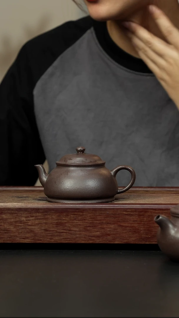 紫砂茶壶粗砂紫泥 宫灯