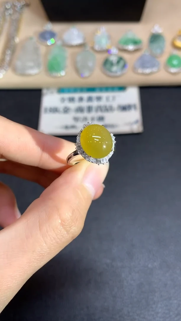 【闪购商品】翡翠戒指18K金镶嵌蛋面【无服务费】