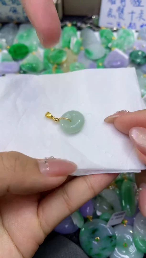 颈饰未镶嵌翡翠天然缅甸A货翡翠