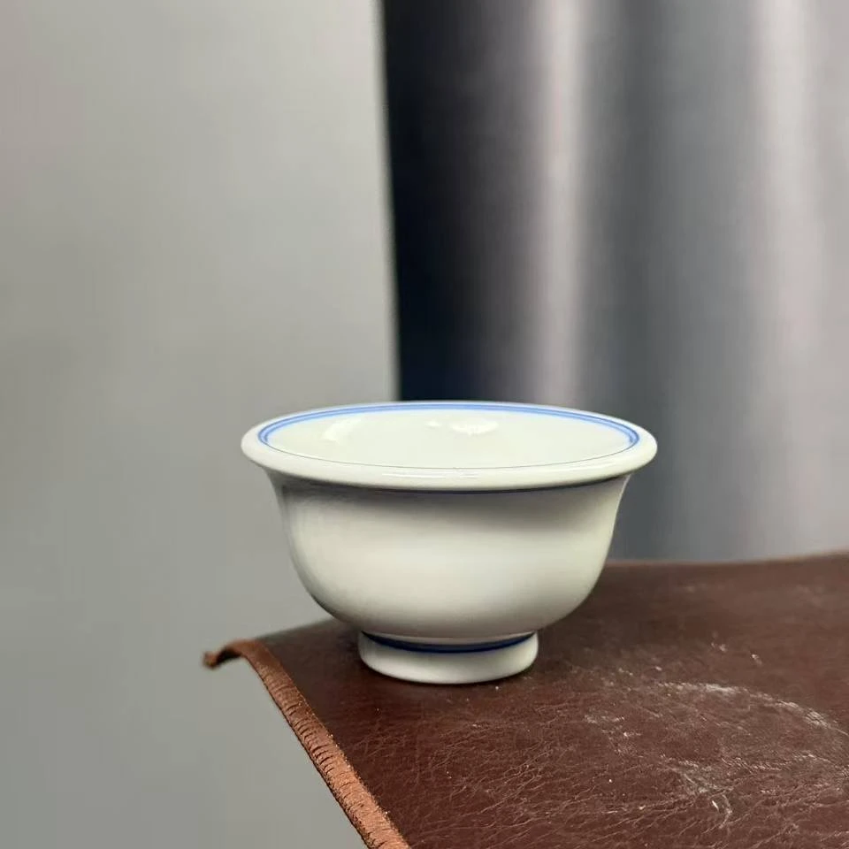 柴窑素胎小小压手杯