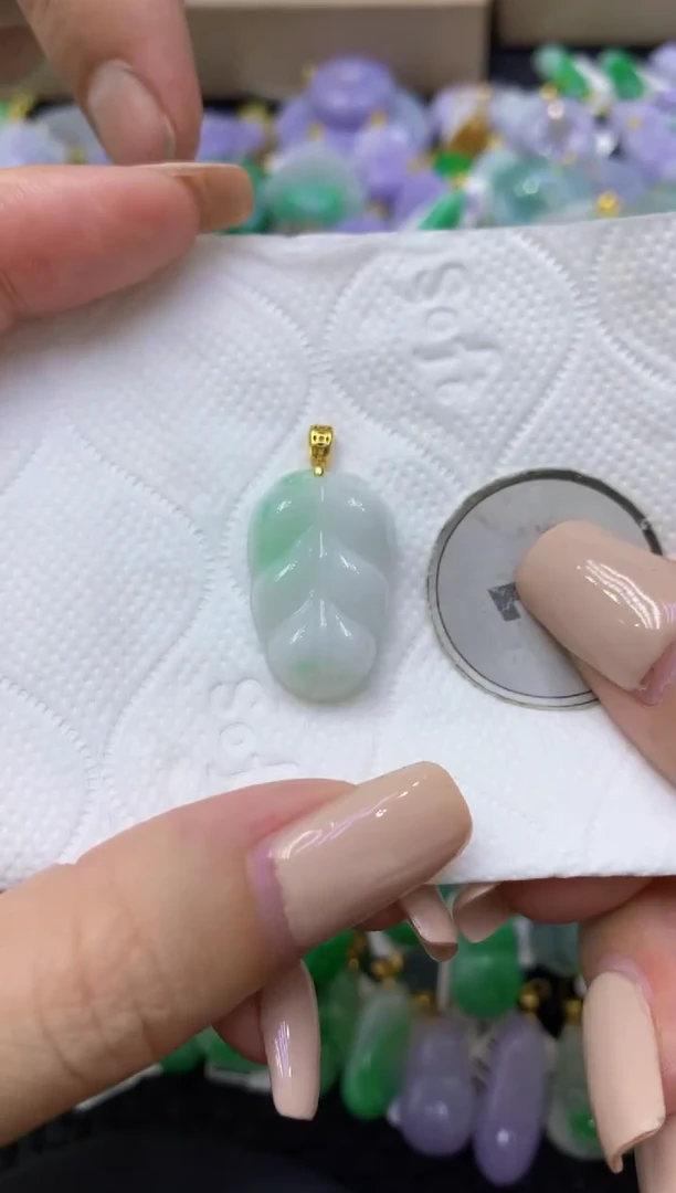颈饰未镶嵌翡翠天然缅甸翡翠A货