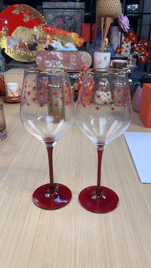 185俄皇红色网纹红酒对杯