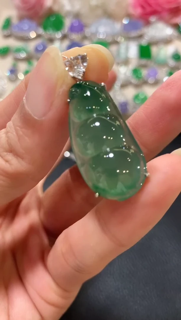 吊坠(不含链)18K金镶嵌翡翠z97