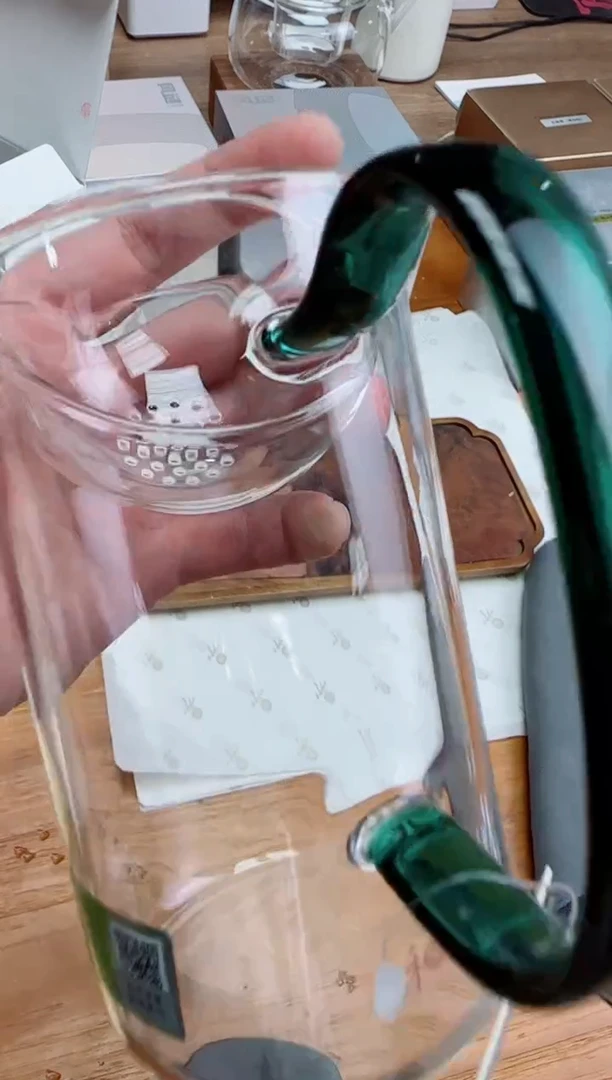 禾器粉金标沁润茶海墨绿