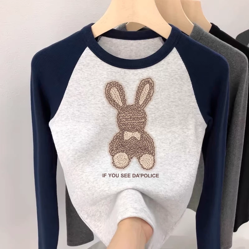 插肩撞色长袖T恤女春秋季新款修身显瘦小众设计感打底衫上衣短款