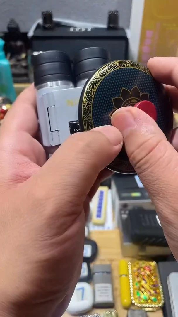 瓷片闪购商品 如图所示