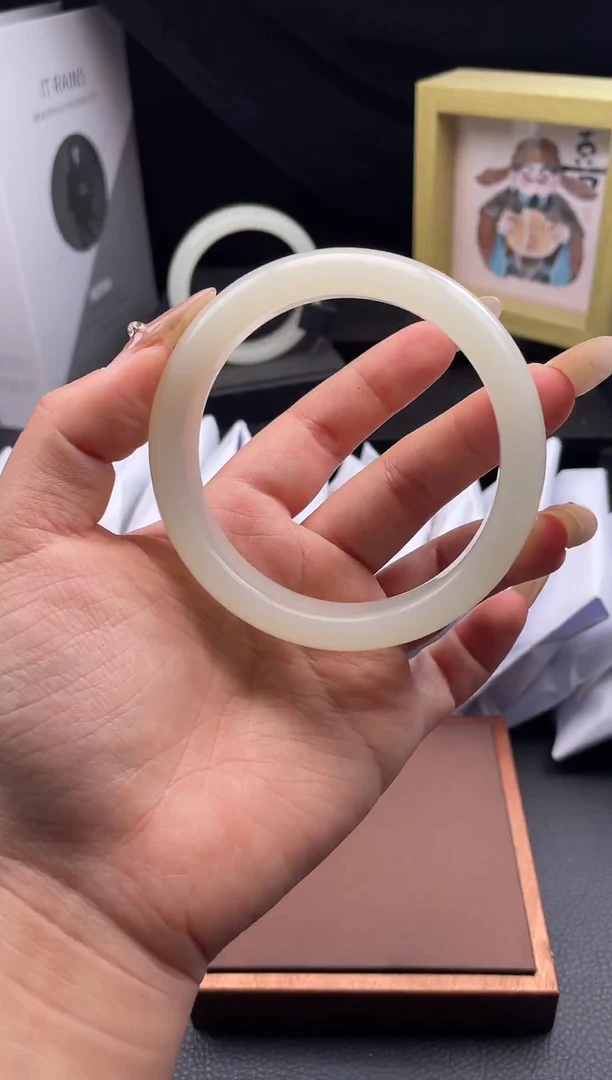 未镶嵌手镯和田玉（黄玉）60圈口