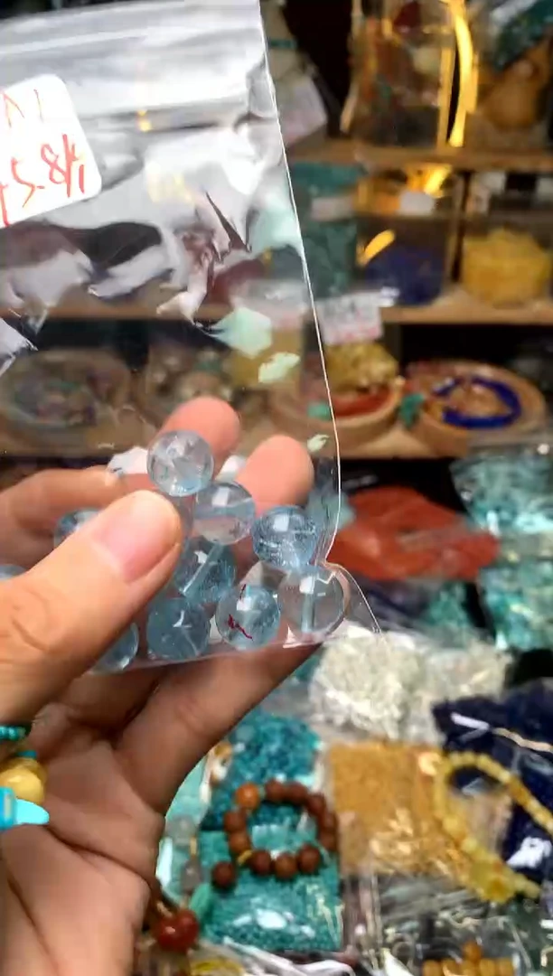 未镶嵌琥珀珠宝奇石A7