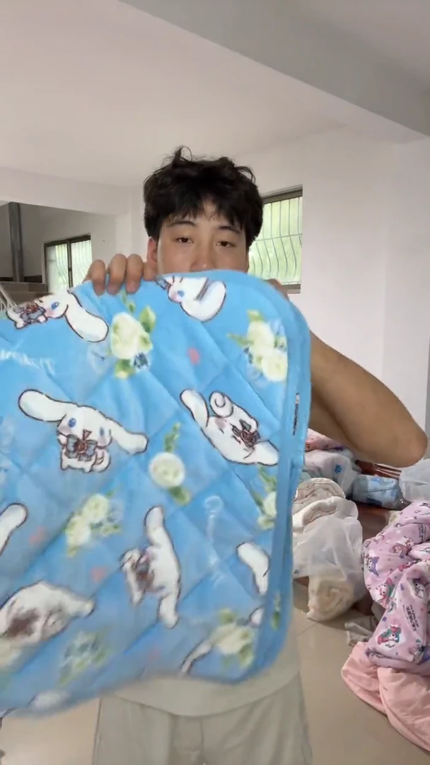 蓝色小花玉桂 绒枕垫43*63 一对