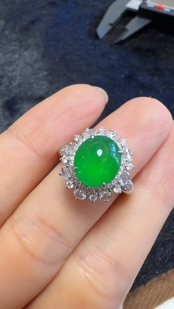 【闪购商品】翡翠戒指18K金镶嵌戒指