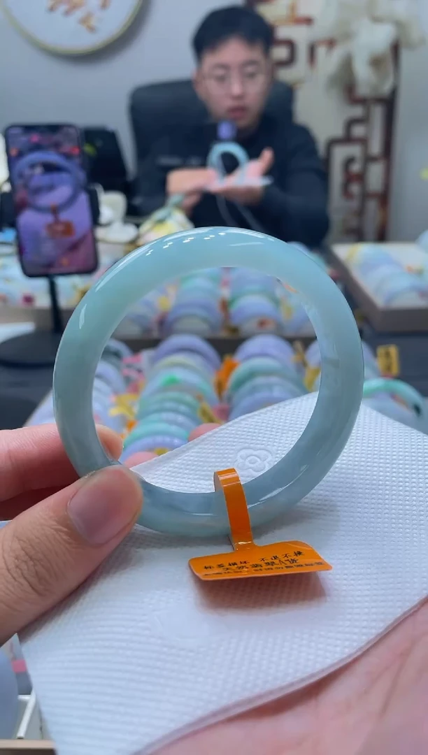 未镶嵌手镯翡翠107-61