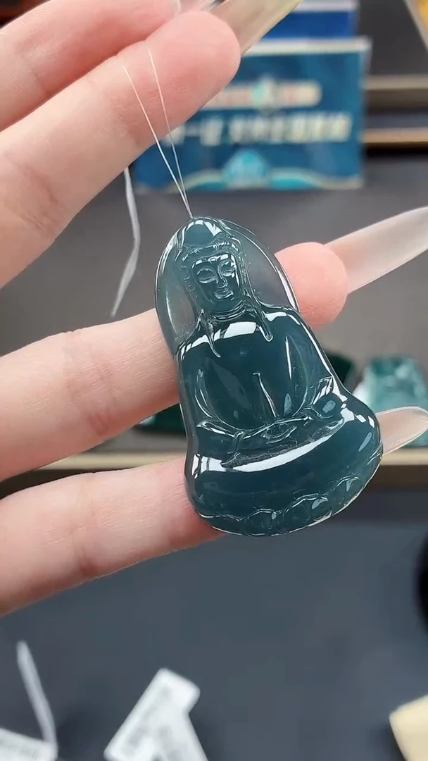 翡翠未镶嵌颈饰DLZ25081854