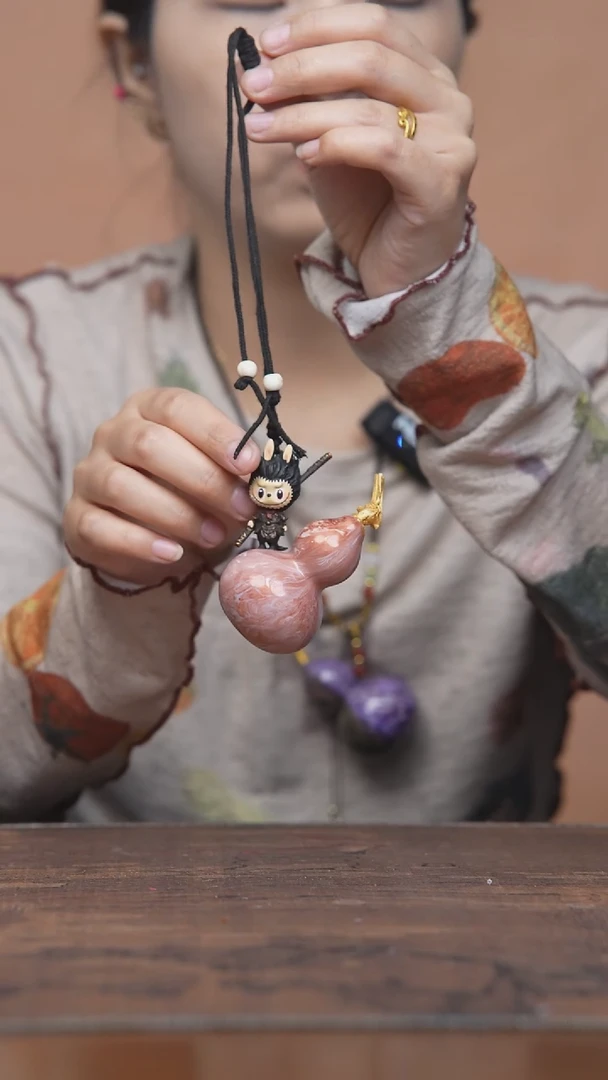 305号-----泡泡马特小葫芦挂件