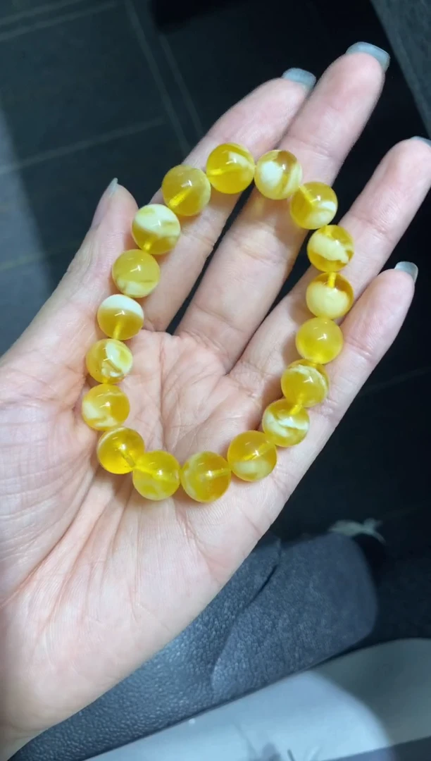 未镶嵌蜜蜡裸石（静）金白手串