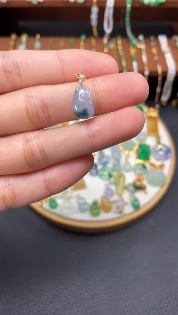 【闪购商品】翡翠吊坠(不含链)18K金镶嵌一个  JK102