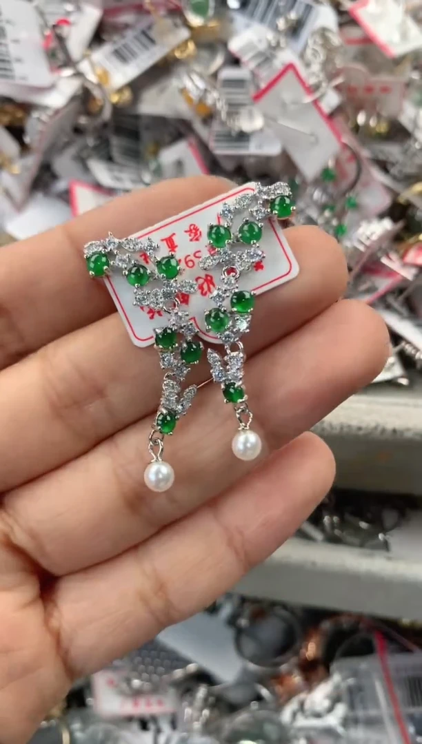 银S925镶嵌戒指翡翠777            4