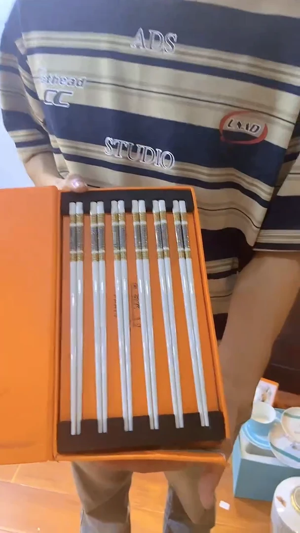 杯鸿辉家品牌瓷器，京东包邮！