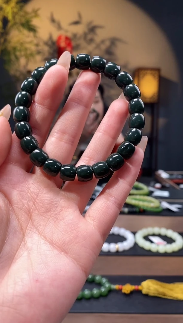 【闪购商品】和田玉-未镶嵌青海青极限弧手串