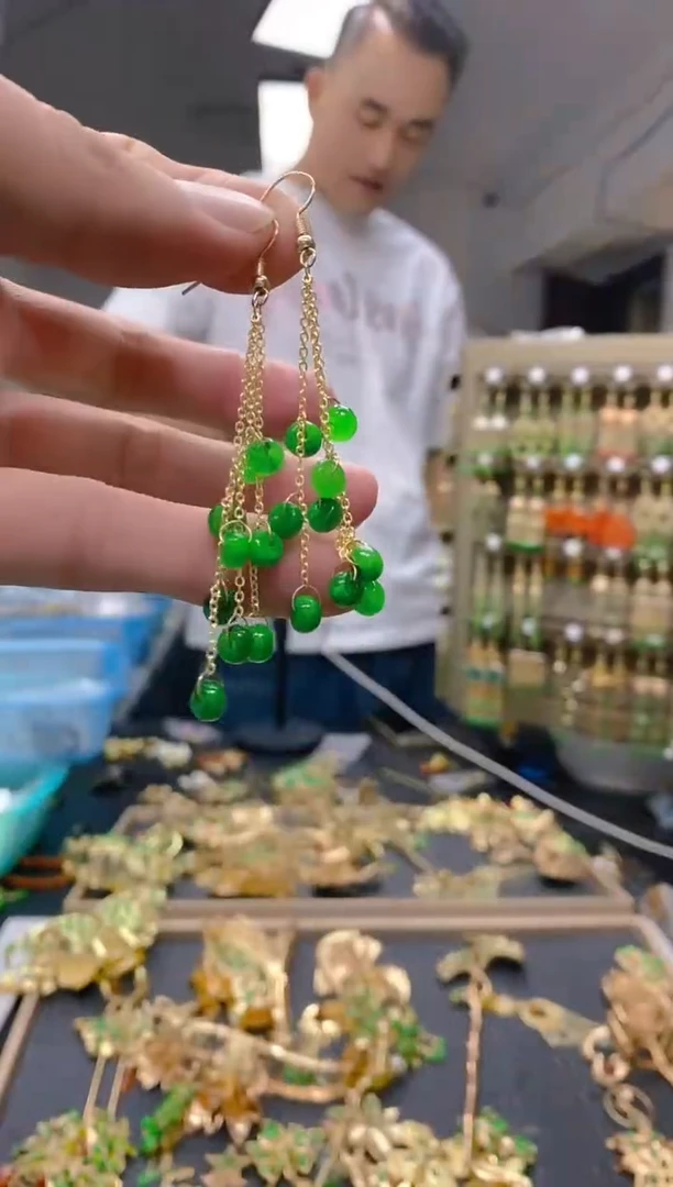 【闪购商品】翡翠耳饰合金226翡翠耳钩